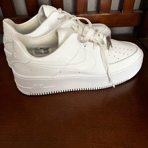 Nike Air force1 sage low platform sneakers